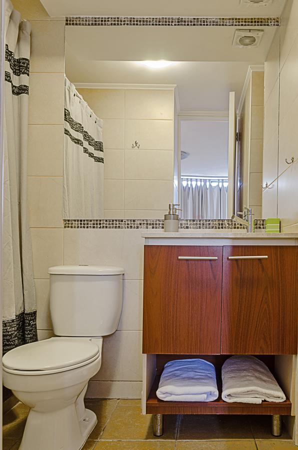 Departamentos Alto Moneda Apartment Сантяго Екстериор снимка